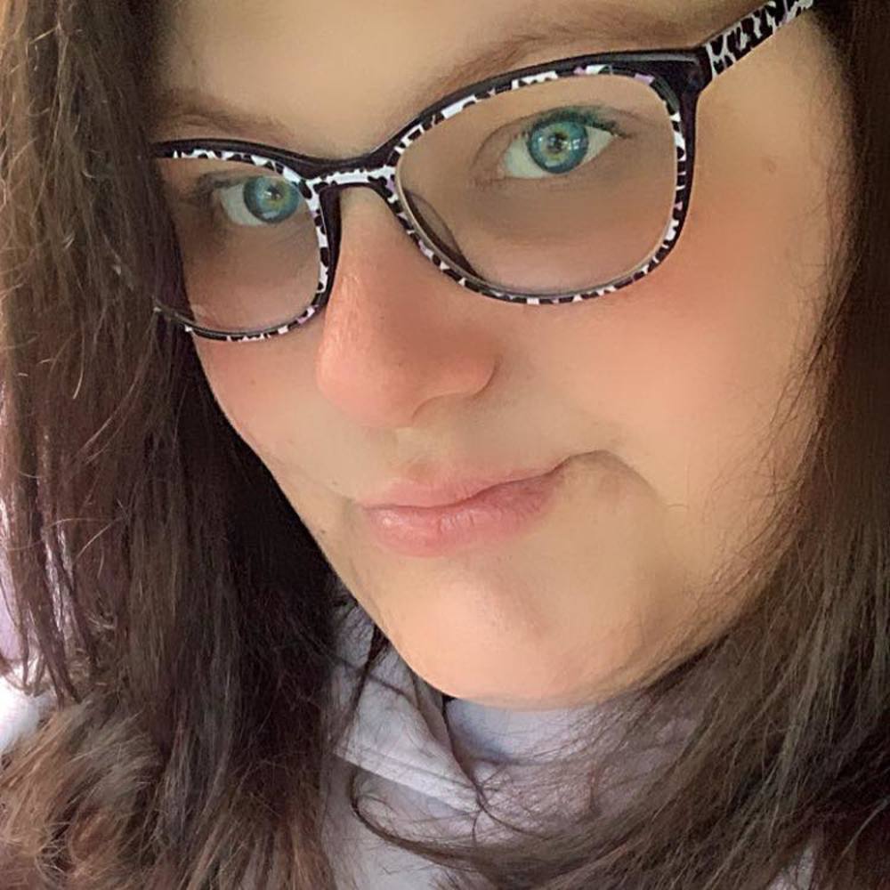 Meet your Posher, Stephanie